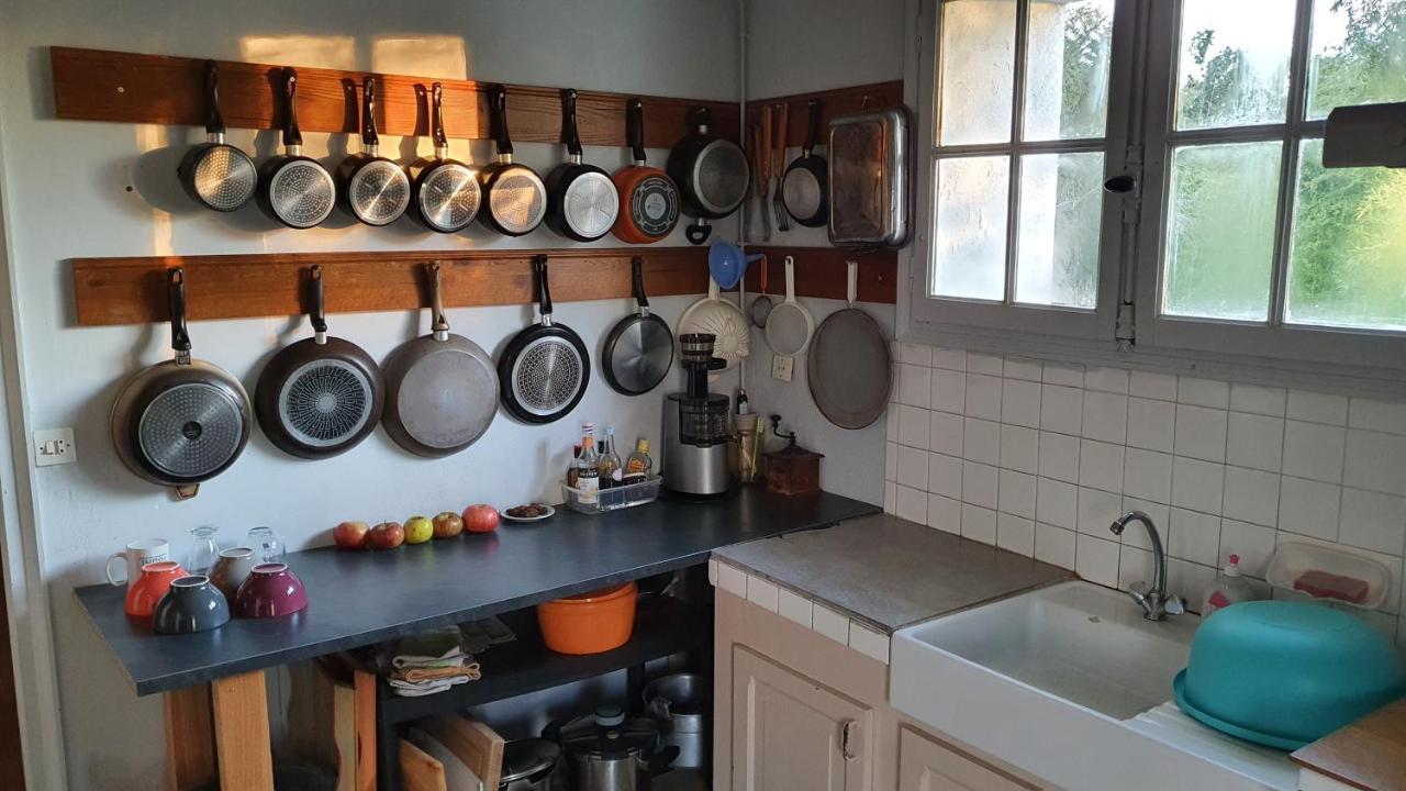 Grande Maison Avec Jardin, Animaux,Au Calme Yviers Exteriér fotografie